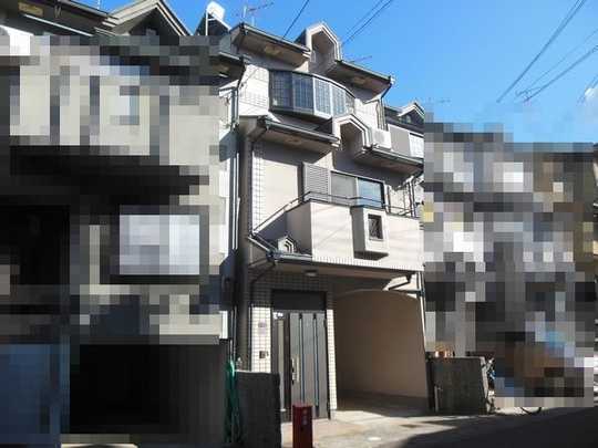 Local appearance photo. Exterior (1)