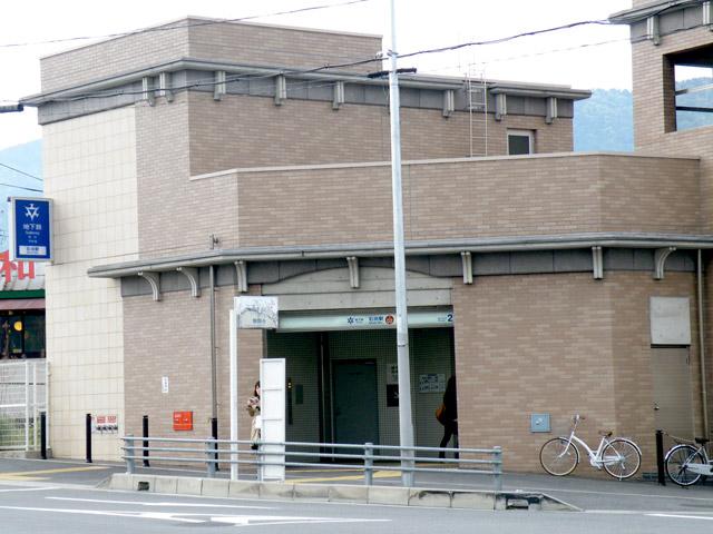 station. 1664m Metro Tozai Line Ishida Station