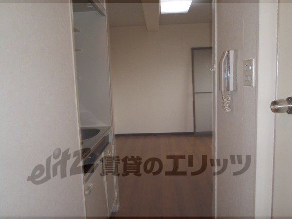 Other room space. Corridor