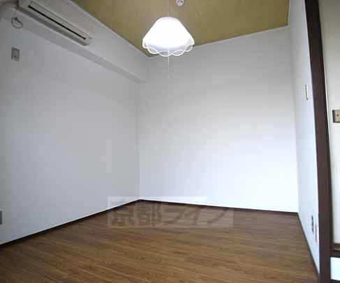 Living and room. Simple room