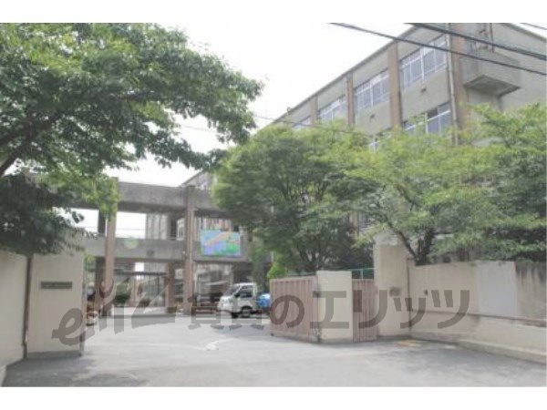 Primary school. Kamikawa up to elementary school (elementary school) 500m