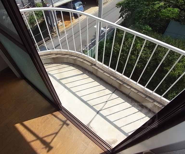 Balcony. It is a veranda.