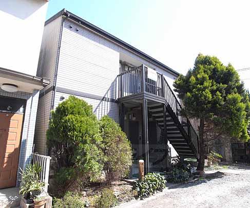 Building appearance. It is a Me Beautiful Heights.