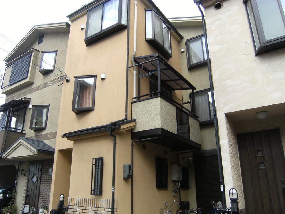 Local appearance photo