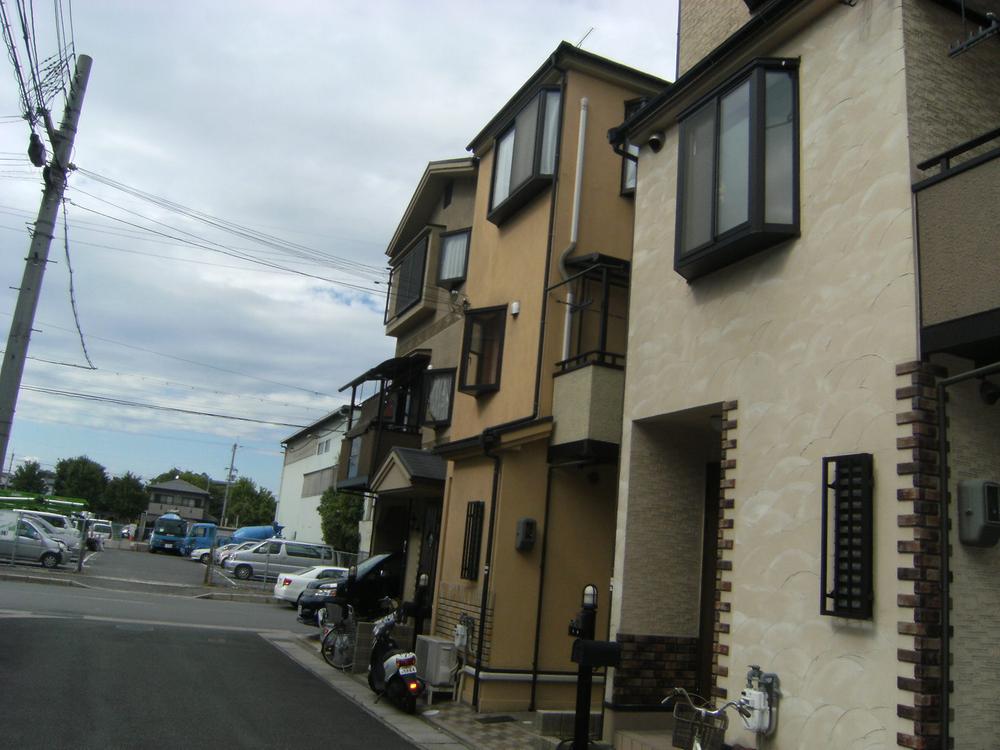 Sale already cityscape photo. Sale already the city average