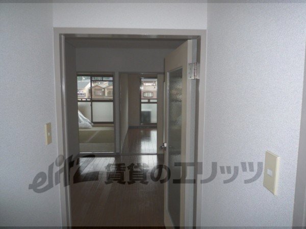 Other room space. Corridor