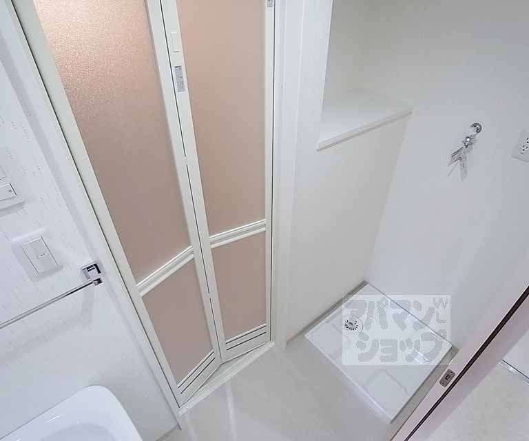 Other Equipment. Indoor Laundry Storage.