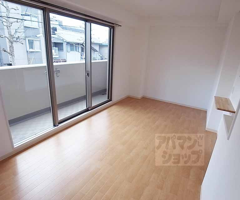 Living and room. On the south-facing, The window is also large!