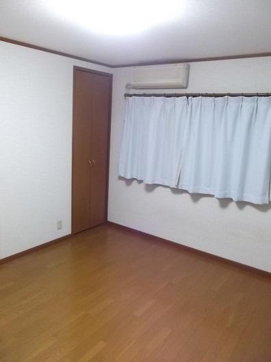 Non-living room. Indoor (11 May 2013) Shooting