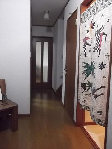 Entrance. Indoor (11 May 2013) Shooting