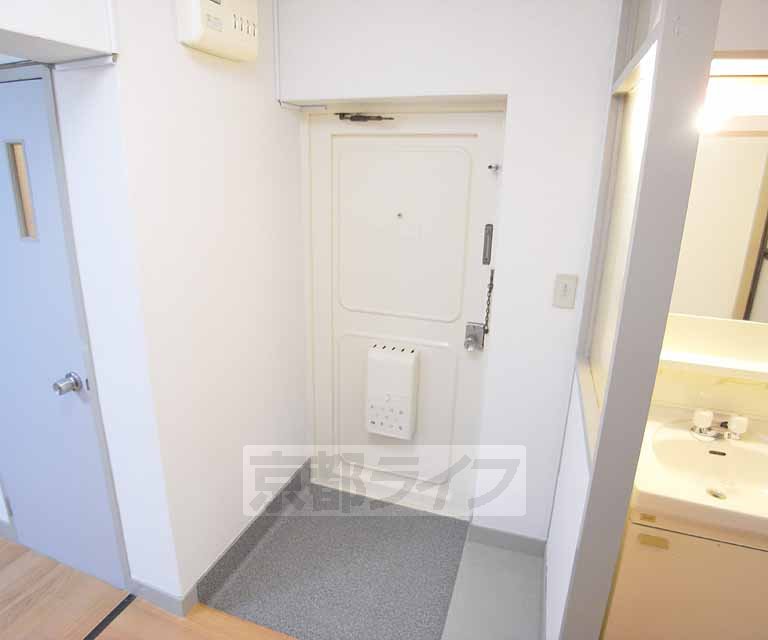 Entrance. It is entrance.