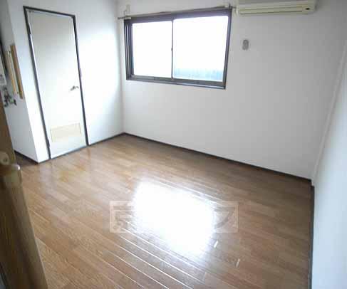 Living and room. Studio is