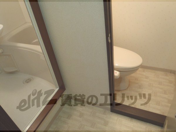 Other room space. Corridor