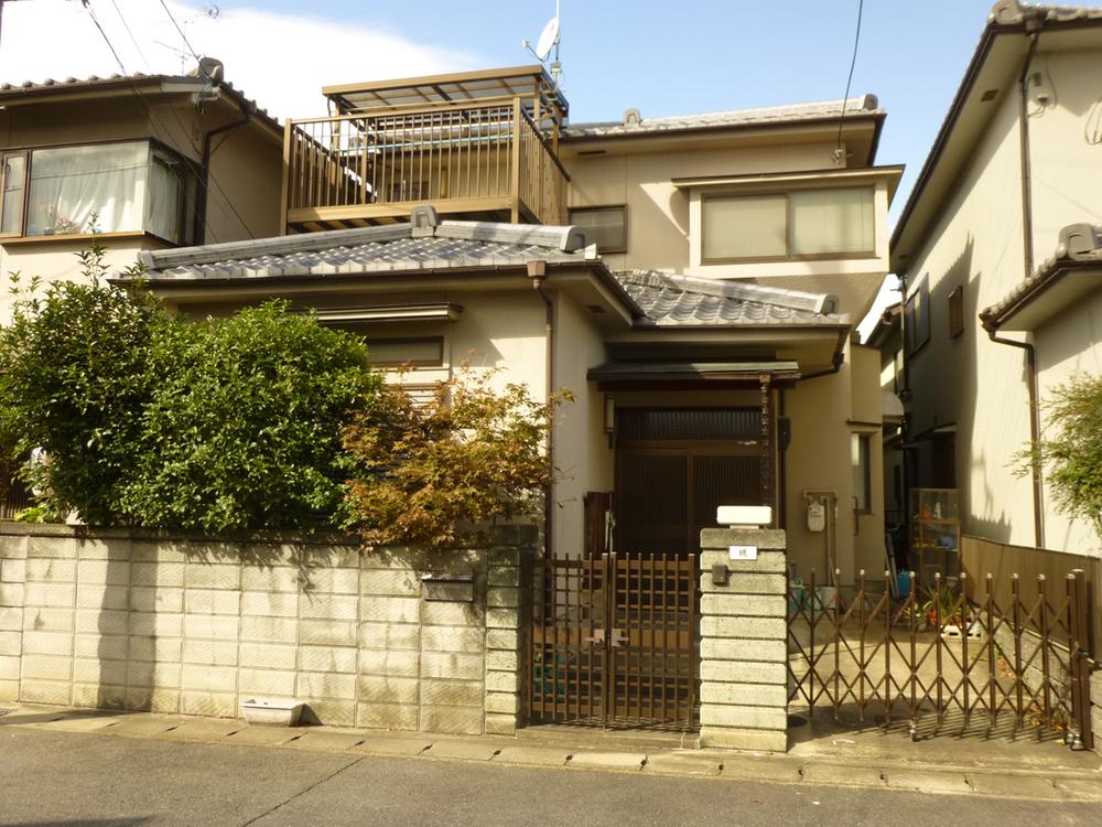 Local appearance photo. Local Photos