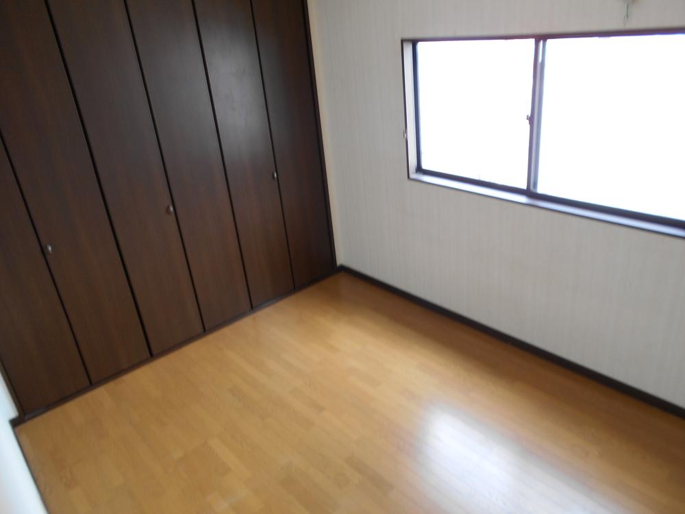 Non-living room. Indoor (June 2013) Shooting