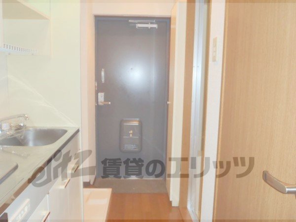 Other room space. Corridor