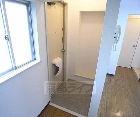 Entrance. Bright entrance