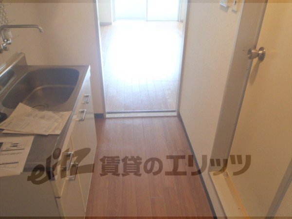 Other room space. Corridor