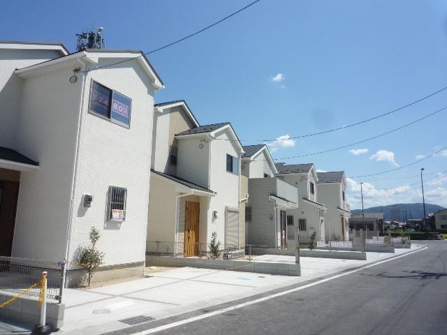 Same specifications photos (appearance). Model house Yes