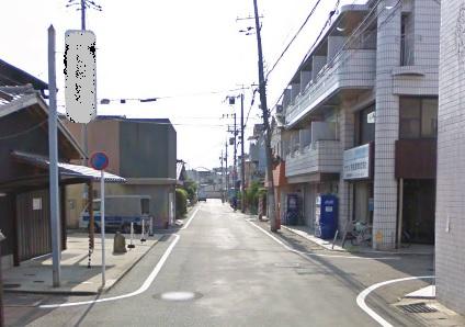 Local photos, including front road. Local shooting