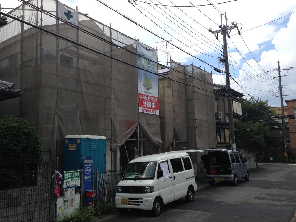 Local photos, including front road. Local (August 2013) Shooting