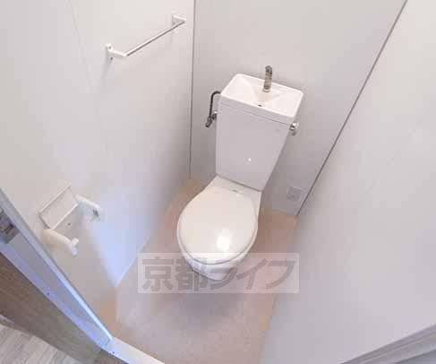 Living and room. Storage is also larger!