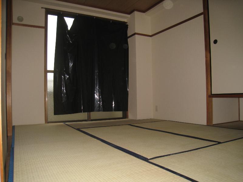 Other room space. Japanese style room