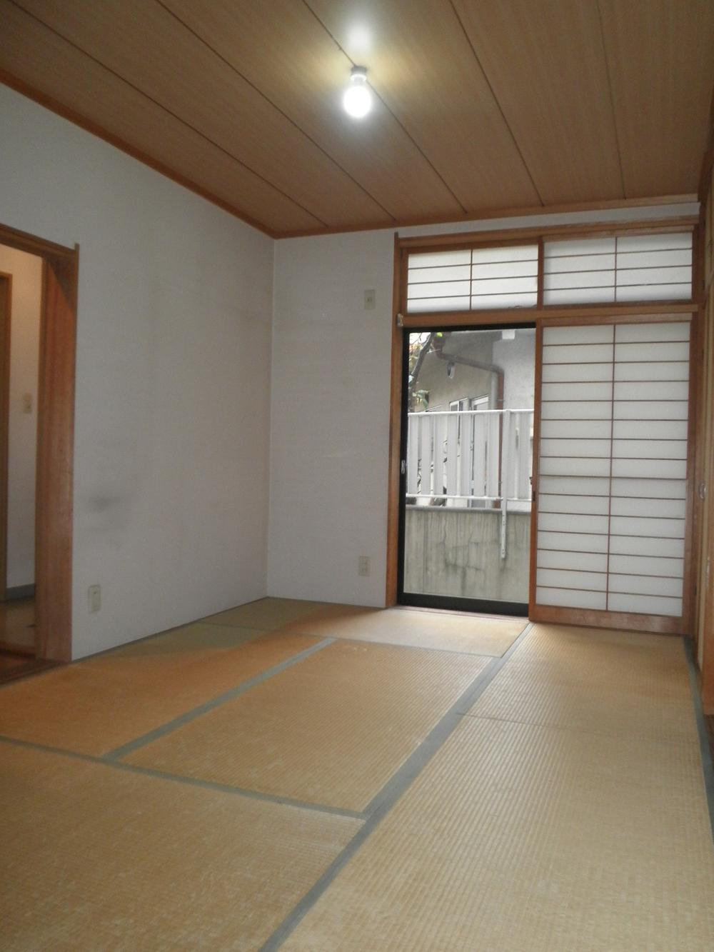 Other introspection. First floor Japanese-style room