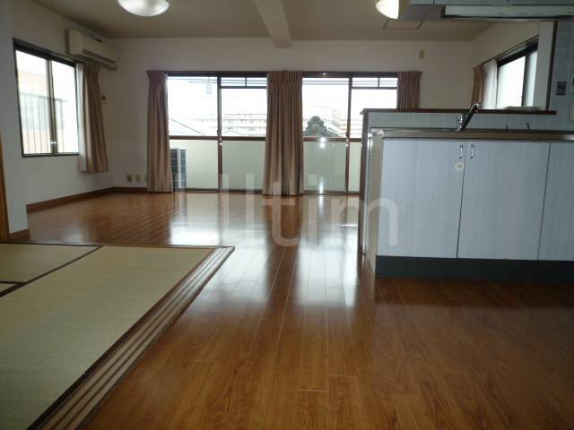 Living and room. Living