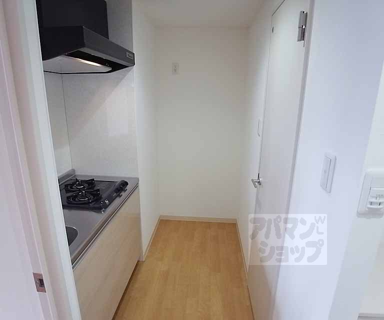 Kitchen. Kitchen space.