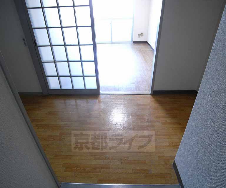 Bath. 402, Room photo diversion