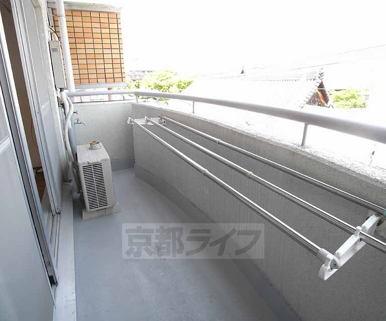 Balcony. 402, Room photo diversion