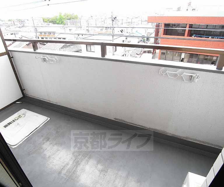 Balcony. 502, Room photo diversion