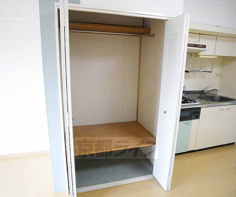 Receipt. 502, Room photo diversion