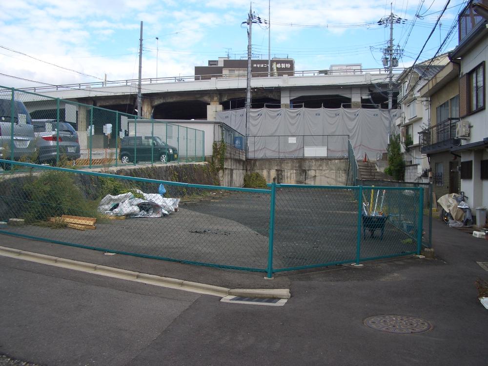 Local land photo. Local (10 May 2013) Shooting Shooting from the south.