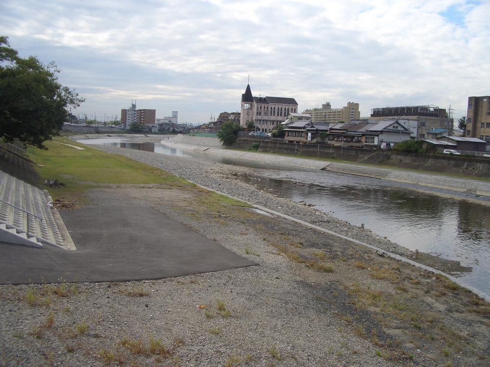 Other local. Local (10 May 2013) Shooting