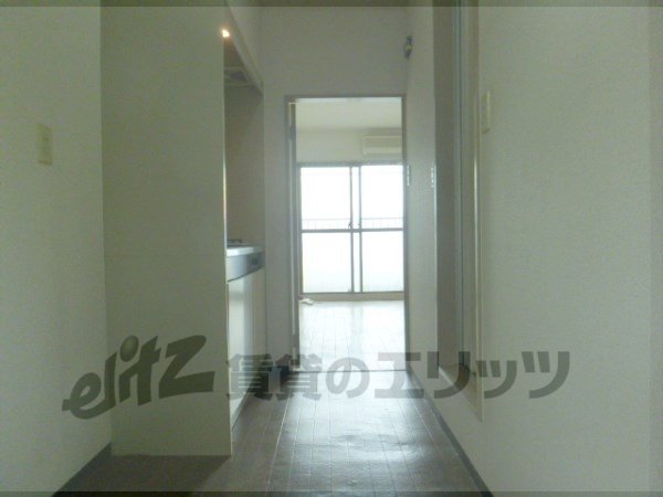 Other room space. Corridor