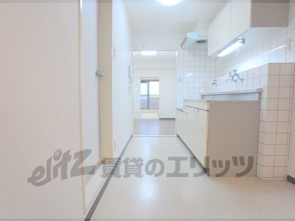 Other room space. Corridor