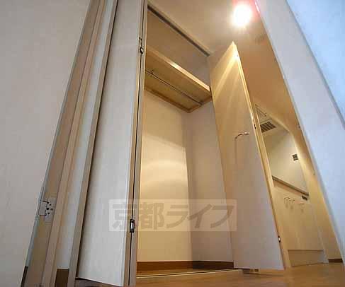 Receipt. The actual floor plan photo might be different