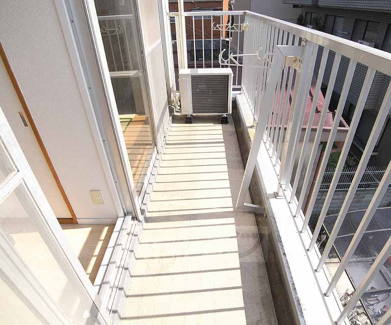 Balcony. 3-A photo diversion