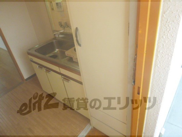 Receipt. Entrance storage