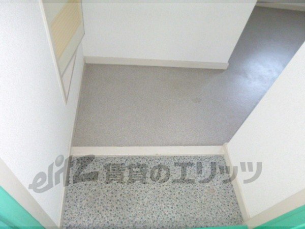 Other room space. Corridor