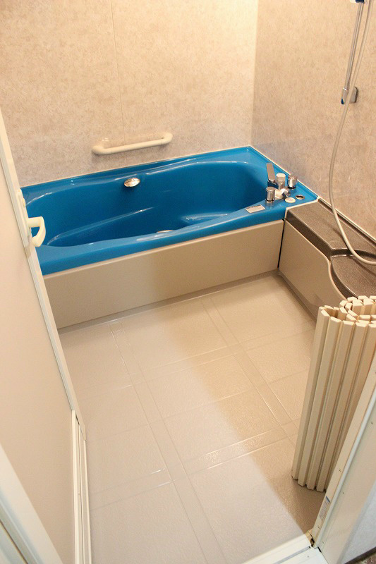 Bath. Big is the bathtub