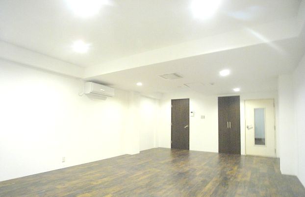 Living and room. It has become Pan.