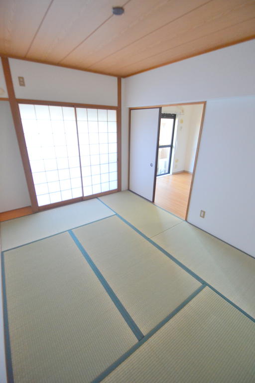 Other room space. Japanese-style room 6