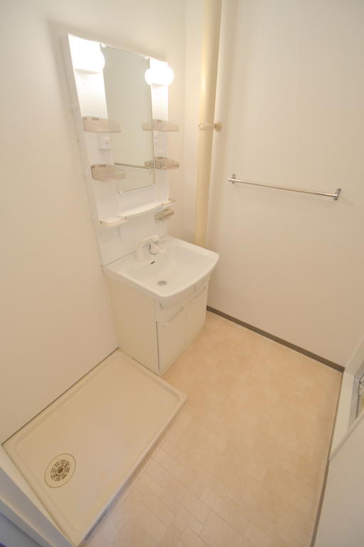 Washroom. Dressing room