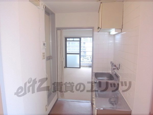 Other room space. Corridor