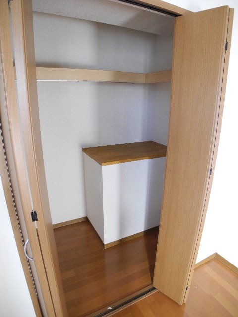 Receipt. ※ The photograph is another floor plan