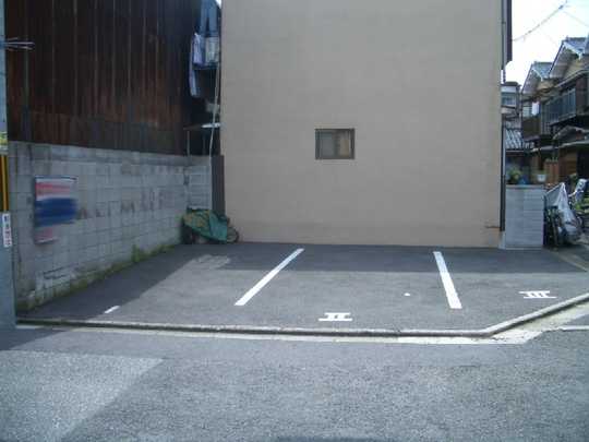 Local appearance photo