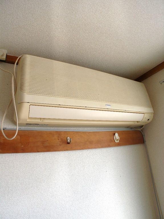 Other Equipment. Air-conditioned ☆